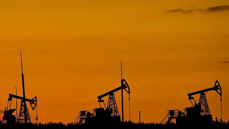 Rusya, tavan fiyat uygulayan ülkelere petrol satış yasağını uzattı