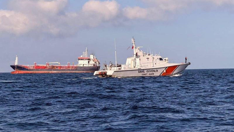 Demir-çelik yükü taşıyan gemi Silivri açıklarında battı