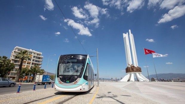 İzmir’de tarihi gün! Tramvay Çiğli’ye uzanıyor