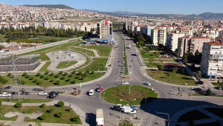 Bornova'da icradan satılık arsa 