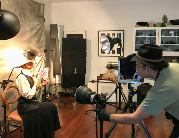 “Zamansız Portreler” Şimdi Mahall Bomonti İzmir’de