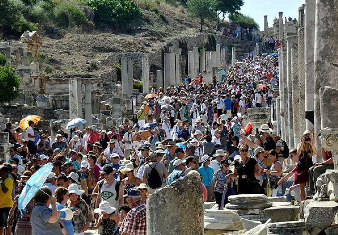 Türkiye'ye Gelen Turist Sayısı Arttı