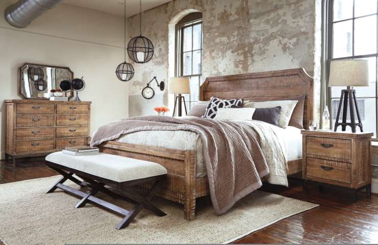 Ashley Furniture; Tropikal Esintileri Yatak Odanıza Taşıyor