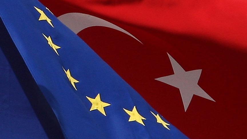AB İlerleme Raporunda Yapısal Reformlara Övgü
