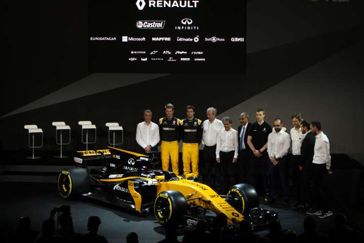 Renault Sport Formula 1 Takımı R.S.17’yi Tanıttı