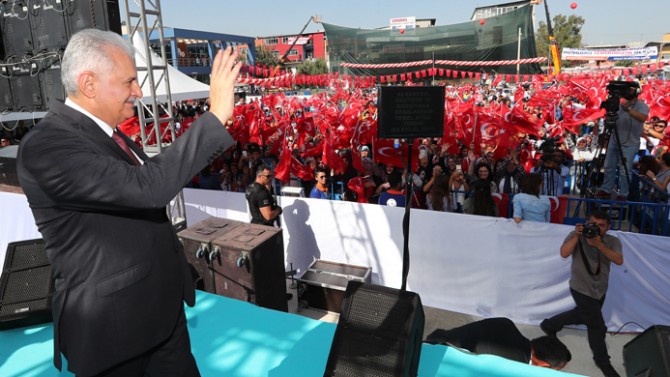 Başbakan: İzmir'in Çılgın Projesi Hazır