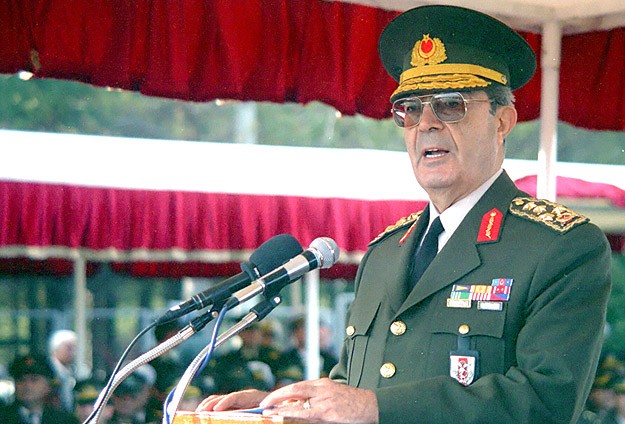 Doğan Güreş Vefat Etti