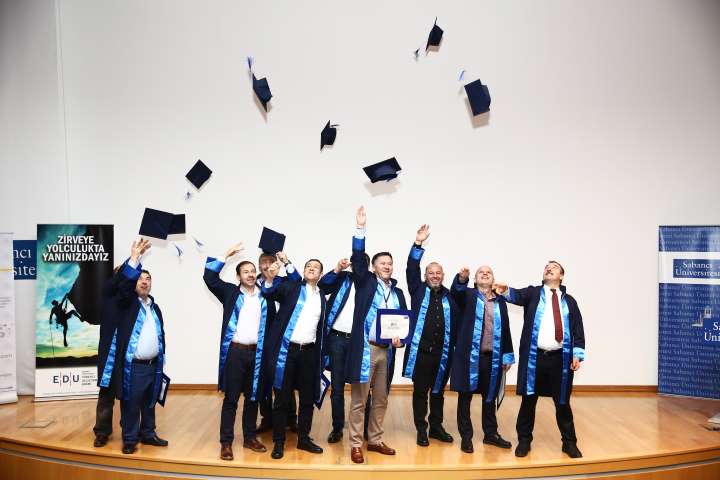 Akçansa Bayileri Sabancı Üniversitesi’nde Kep Attı