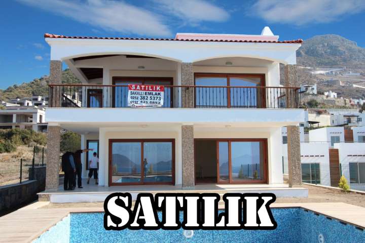 Ruslar Bodrum’daki Evlerini Elden Çıkarıyor