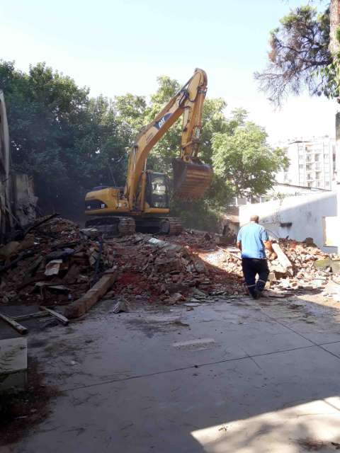 Karşıyaka’da Metruk Bina Mücadelesi