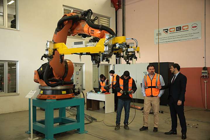 Dünya Markalarına Robotlu Üretim Hattı Kuruyorlar
