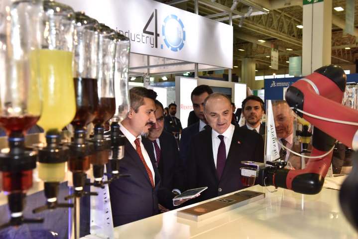 Bakan Özlü, WIN EURASIA'yı Gezdi