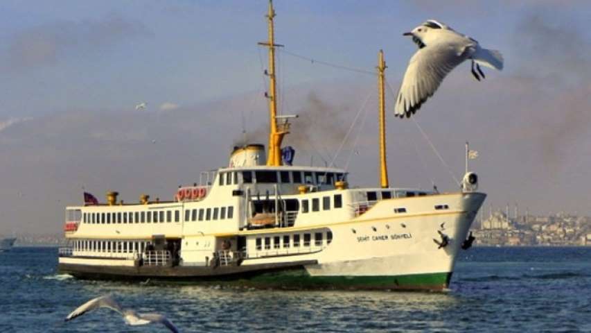 Yolcu Vapuru İnternetten Satılıyor