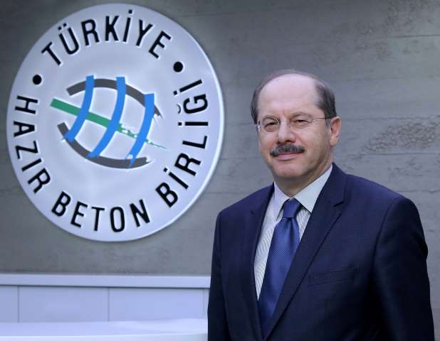 İnşaat Sektöründeki Daralma Devam Ediyor