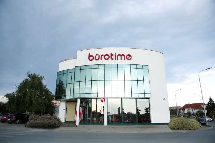 Bürotime Şimdi De Kosova'da