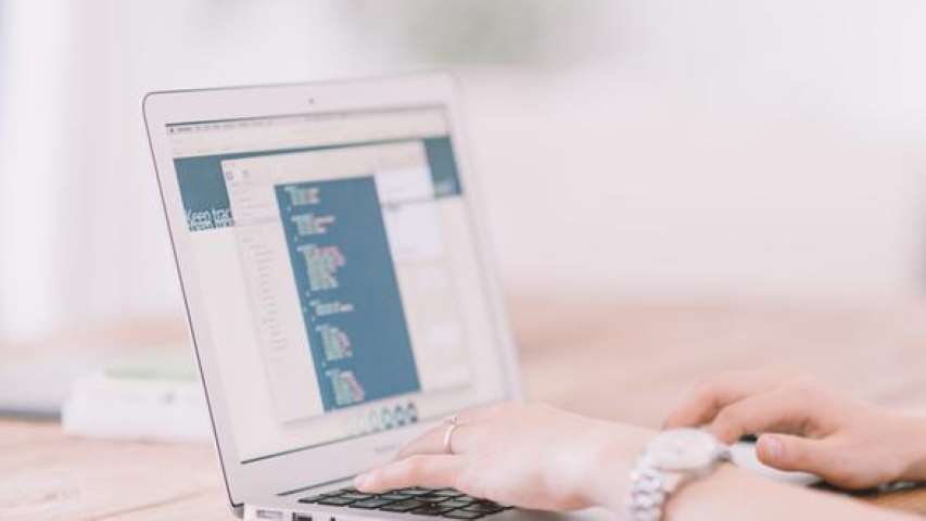 e-İhaleden 300 Milyon Lira Gelir Sağlandı