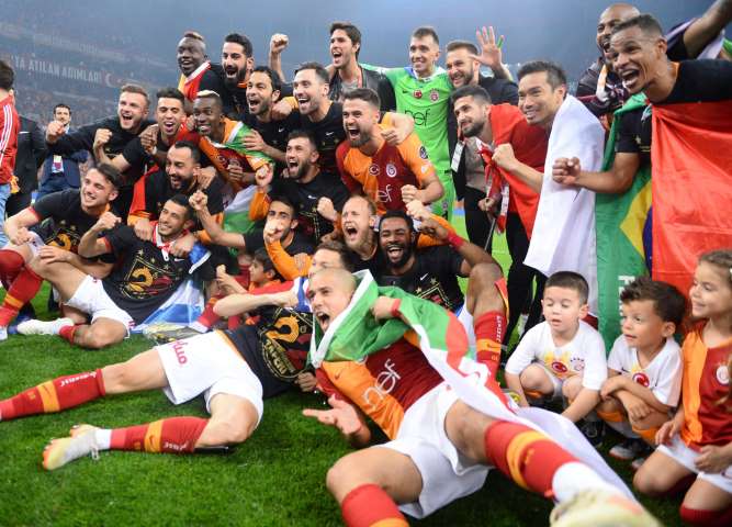 Nef’in Sponsor Olduğu Üç Takım Da Şampiyon Oldu