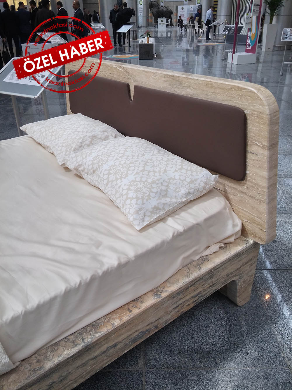 Siz Hiç Doğaltaştan Yatak Gördünüz mü?