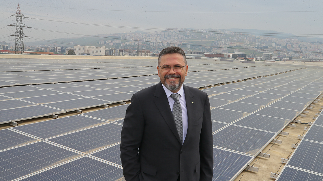 İzmirli Akıllı Teknoloji Firması Enerjisini 'Güneş'ten Alıyor