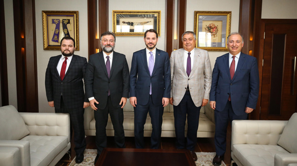 Bakan Albayrak İnşaat Sektörü Temsilcileriyle Buluştu