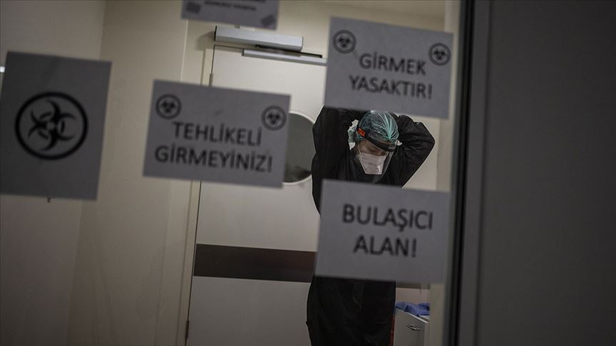 Türkiye'nin Koronavirüsle Mücadelesinde Son 24 Saatte Yaşananlar