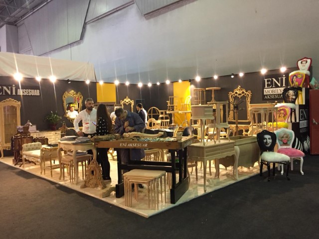 Eni Mobilya Aksesuar Ahşabı Sanata Dönüştürüyor