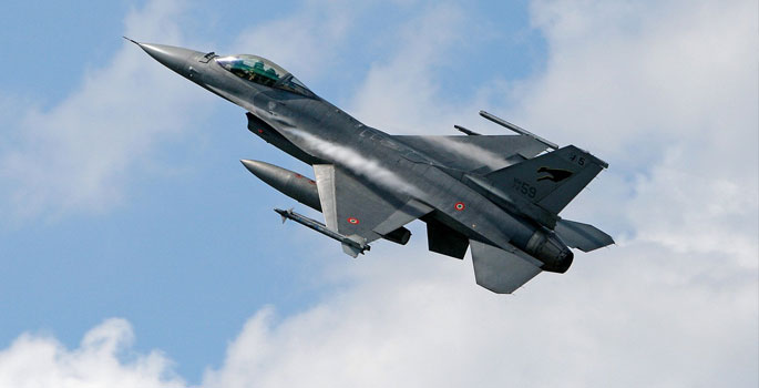 'İtalya, IŞİD'i Bombalayacak' İddiası