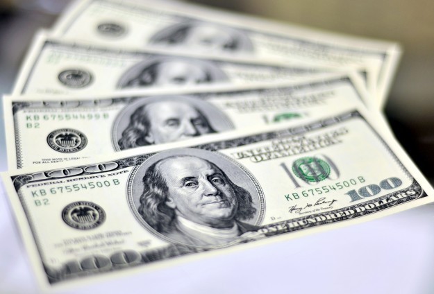 Dolar/TL Faiz Kararını Bekliyor