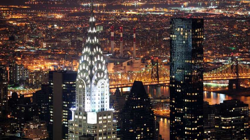 New York'un En Ünlü Gökdelenlerinden Chrysler Binası Satışa Çıkarıldı