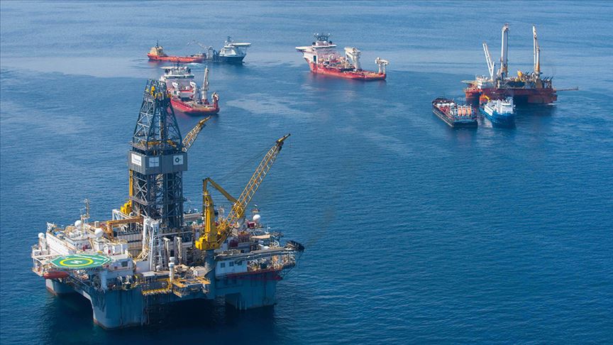 ABD Petrol Fiyatı Tahminini Revize Etti