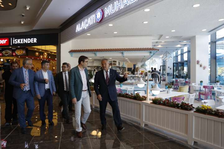 Vadistanbul AVM Kapılarını Açtı