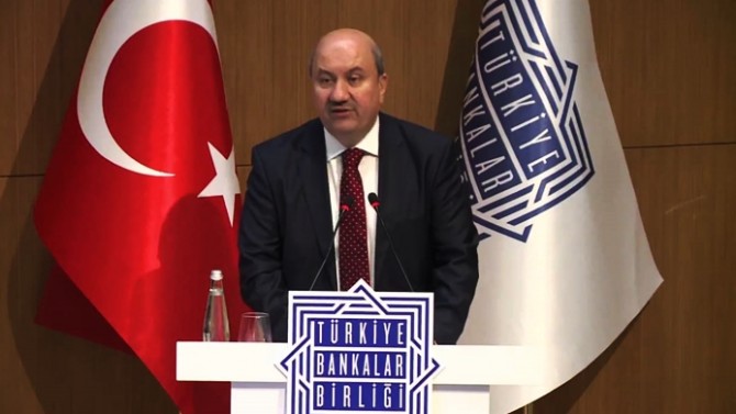 Akben: Bankalarımız Ruble Üzerinden Kredi Verebilir