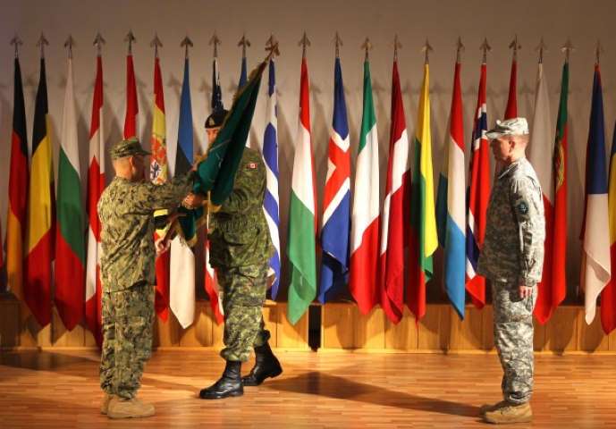 NATO'nun Tek kara komutanlığı İzmir'de