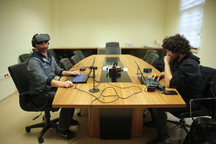 Ev Arayanlara Üniversitelilerden "Sanal Kolaylık"