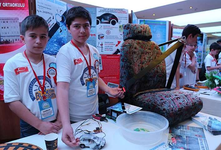 Suda Otomatik Açılan Emniyet Kemeri Yaptılar