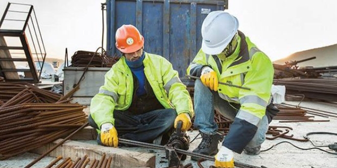 İran'da Demir Cevheri Üretimi Artmaya Devam Ediyor