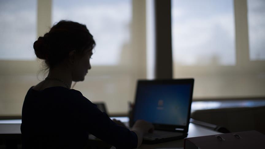 Devlet İş Kapısı Olmaya Devam Ediyor