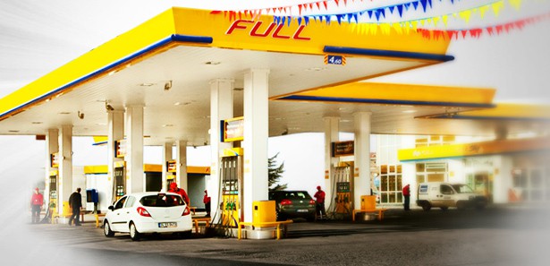 Full Akaryakıt ve Lukoil Masaya Oturdu