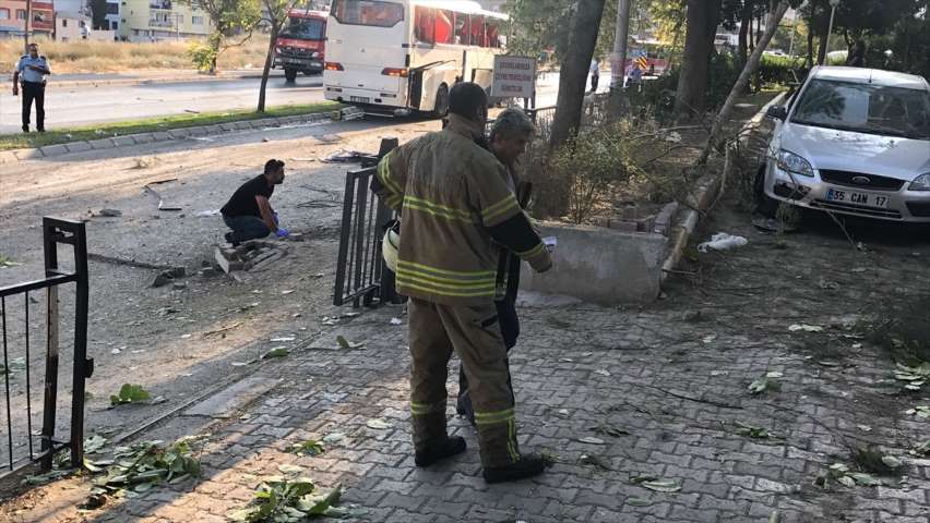 İzmir'de Patlama