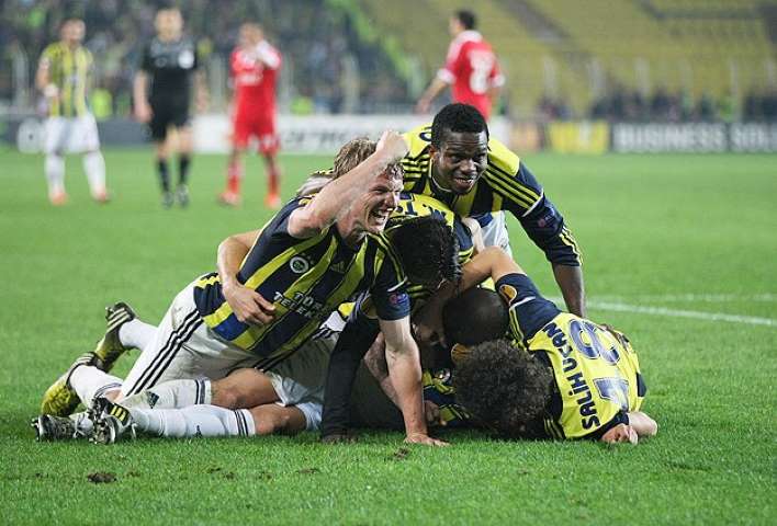 Fenerbahçe Kadıköy'de Tarih Yazdı