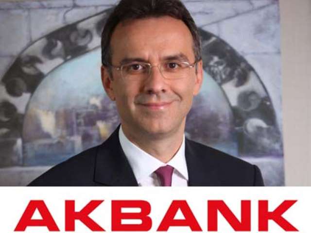 Akbank'ın Büyük Kırmızı Ev'i Anadolu yollarında 