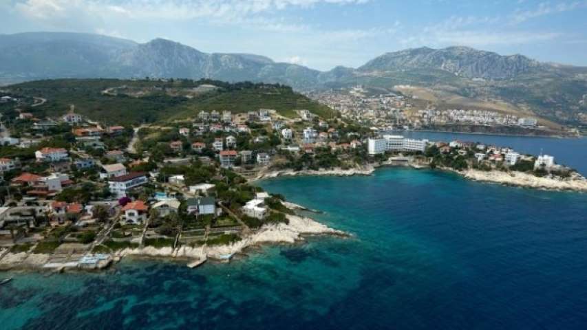 Karaburun Emlakta 'Viraj'ı Döndü