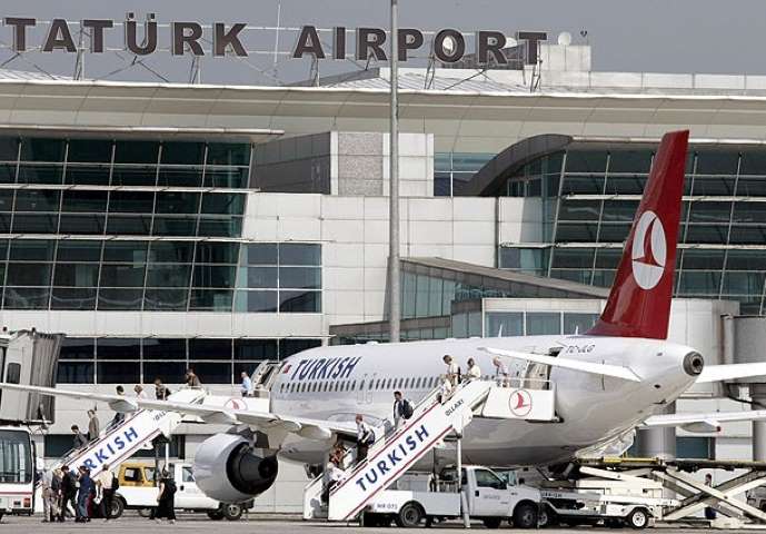 Varlığı da Yokluğu da Yeşilköy'e Yarıyor
