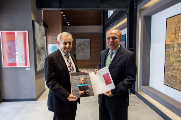 Resimle Şiir Yazan Sanatçı Devrim Erbil Mahall Bomonti İzmir’de