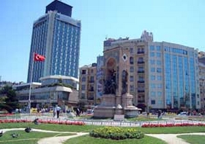 ÖİB, Yeditepe Beynelmilel Otelcilik ve Taksim Otelcilik'teki Kamu Payı için İhaleye Çıktı