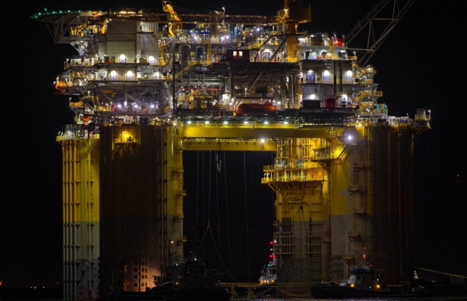 Petrol Fiyatı 75 Doları Aştı