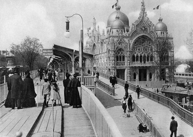 Paris'in 1900'lerdeki muhteşem yürüyen kaldırımı