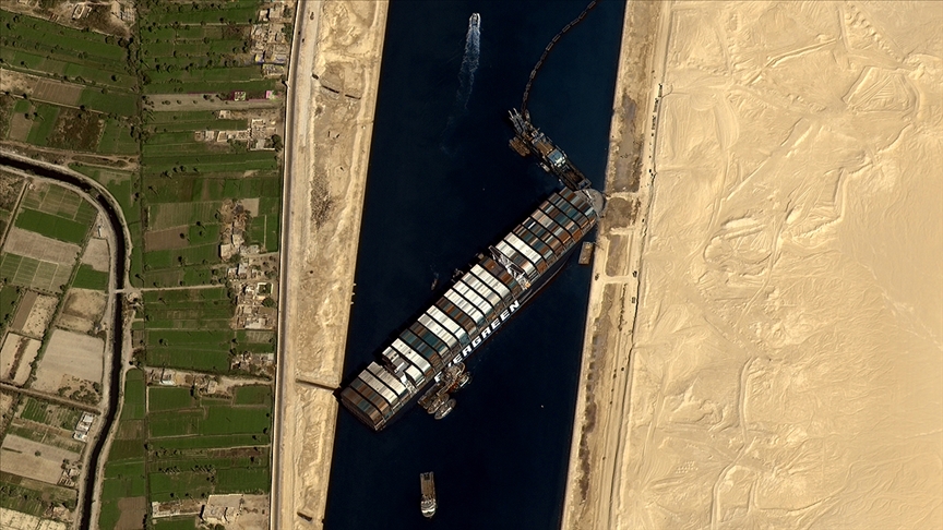Mısır, yeni kazaları önlemek için Süveyş Kanalı'nı genişletme çalışmaları yürüttüklerini açıkladı!