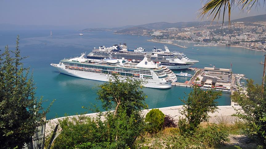 Turizmciler Kruvaziyerde Gözünü ABD'li Turiste Dikti