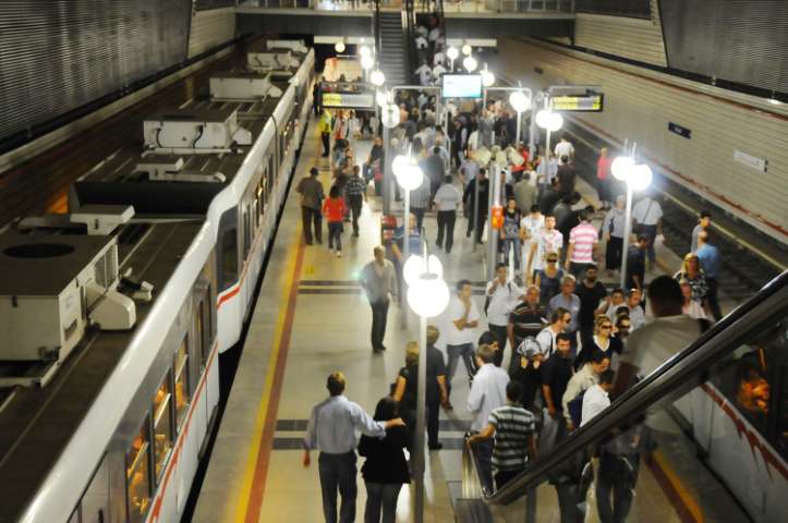 İzmir'in Raylı Sistemleri, 2016'da Rekor Yolcu Taşıdı